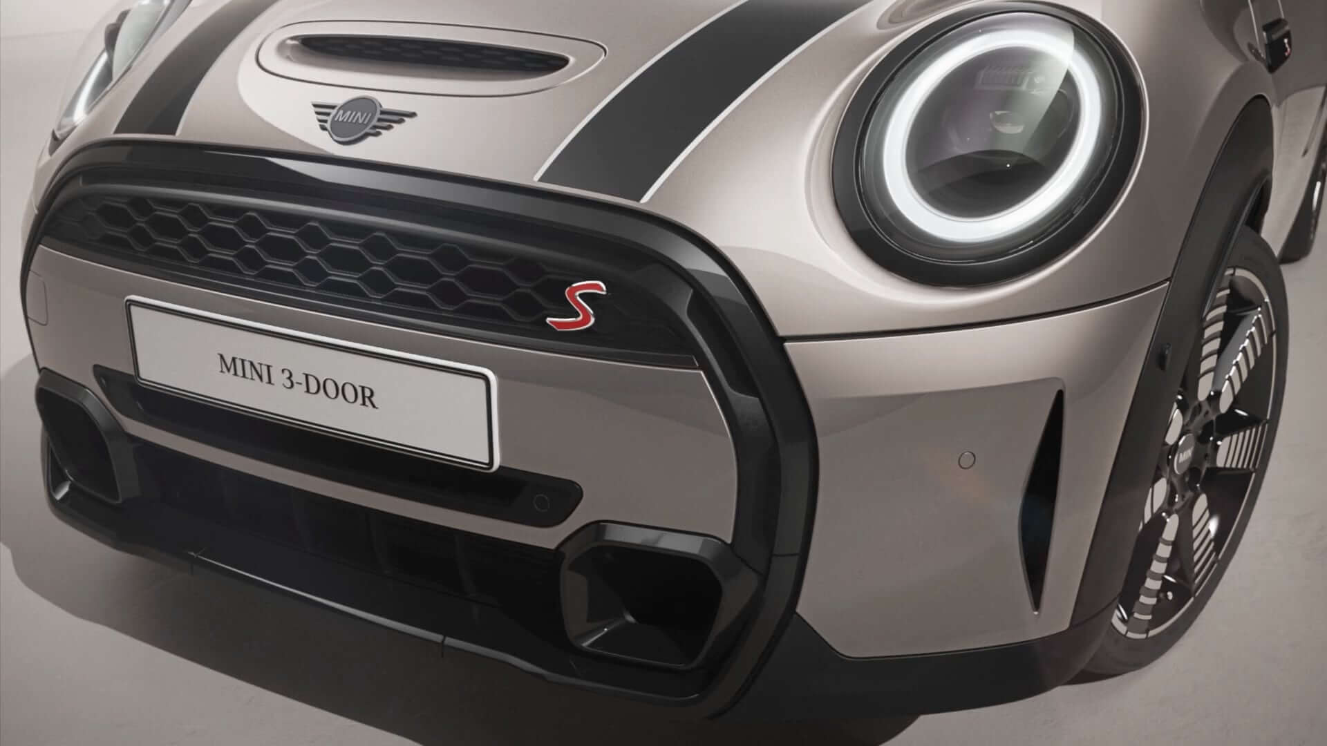 Τρίθυρο MINI Hatch – μπροστινή λήψη – γκρι και μαύρο