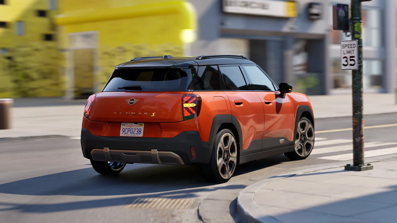 Αμιγώς ηλεκτρικό MINI Aceman - Driving Assistant