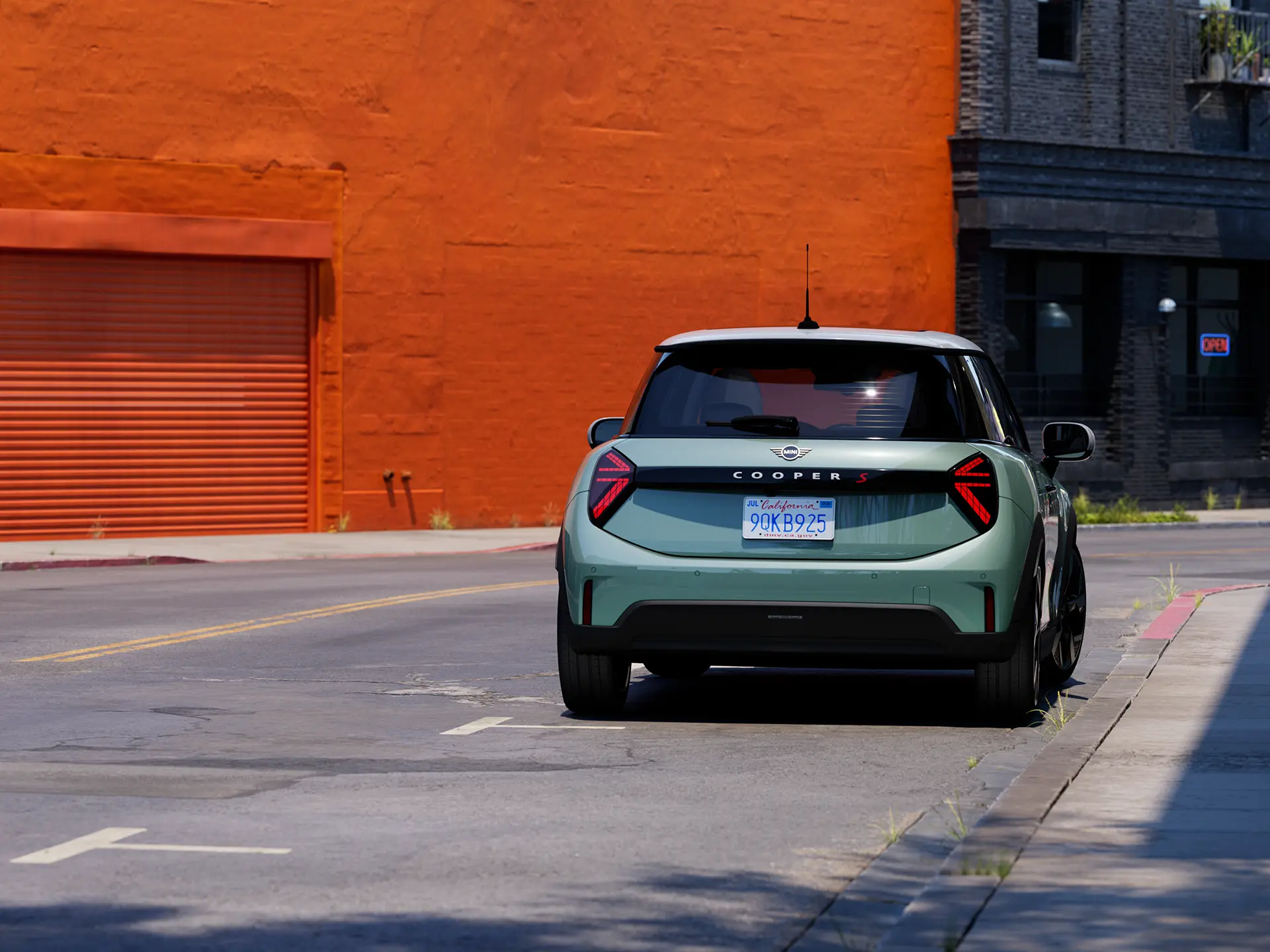 Τρίθυρο MINI Cooper - teaser financial services