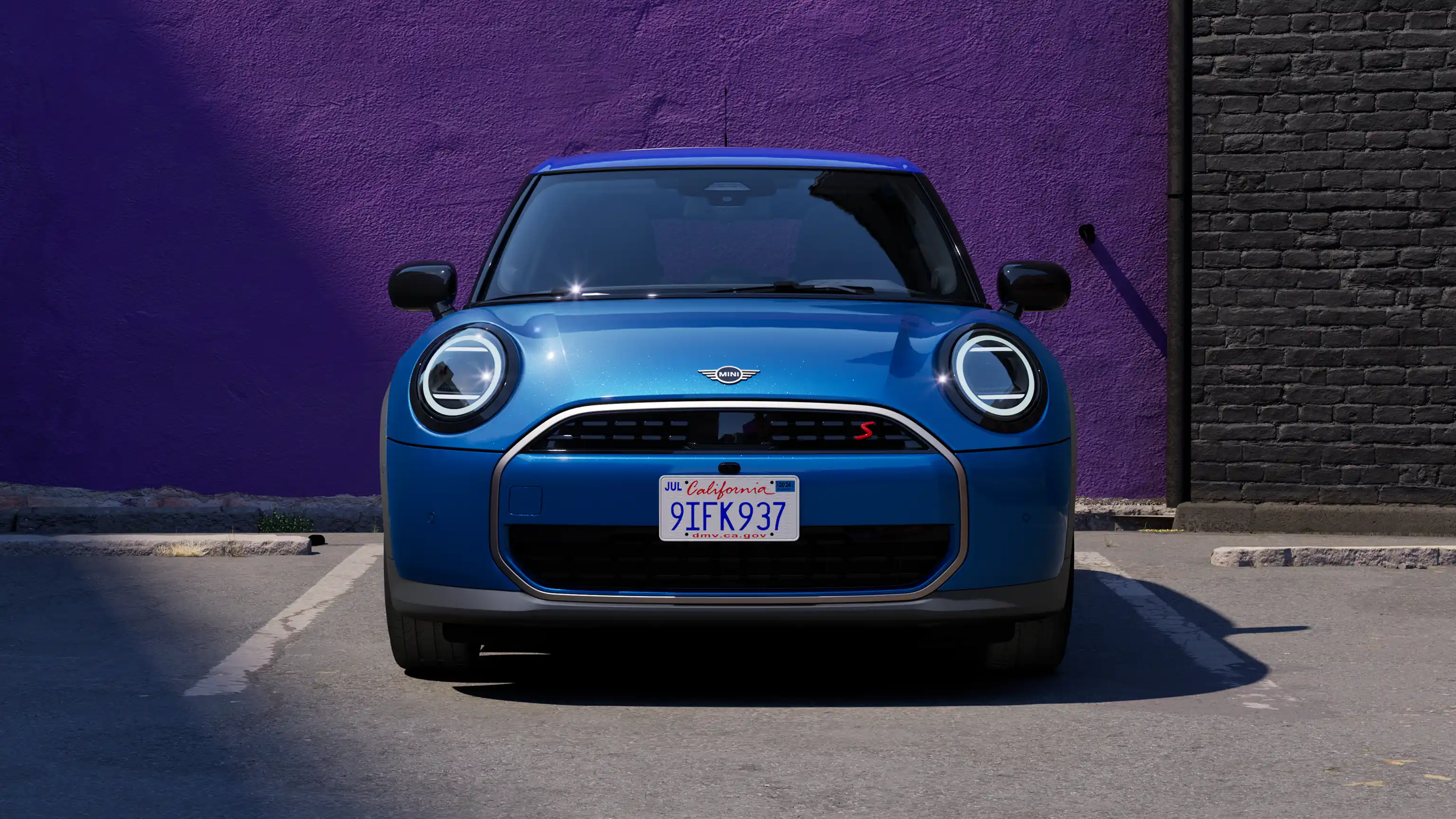 Πεντάθυρο MINI Cooper - Εμβληματική σχεδίαση