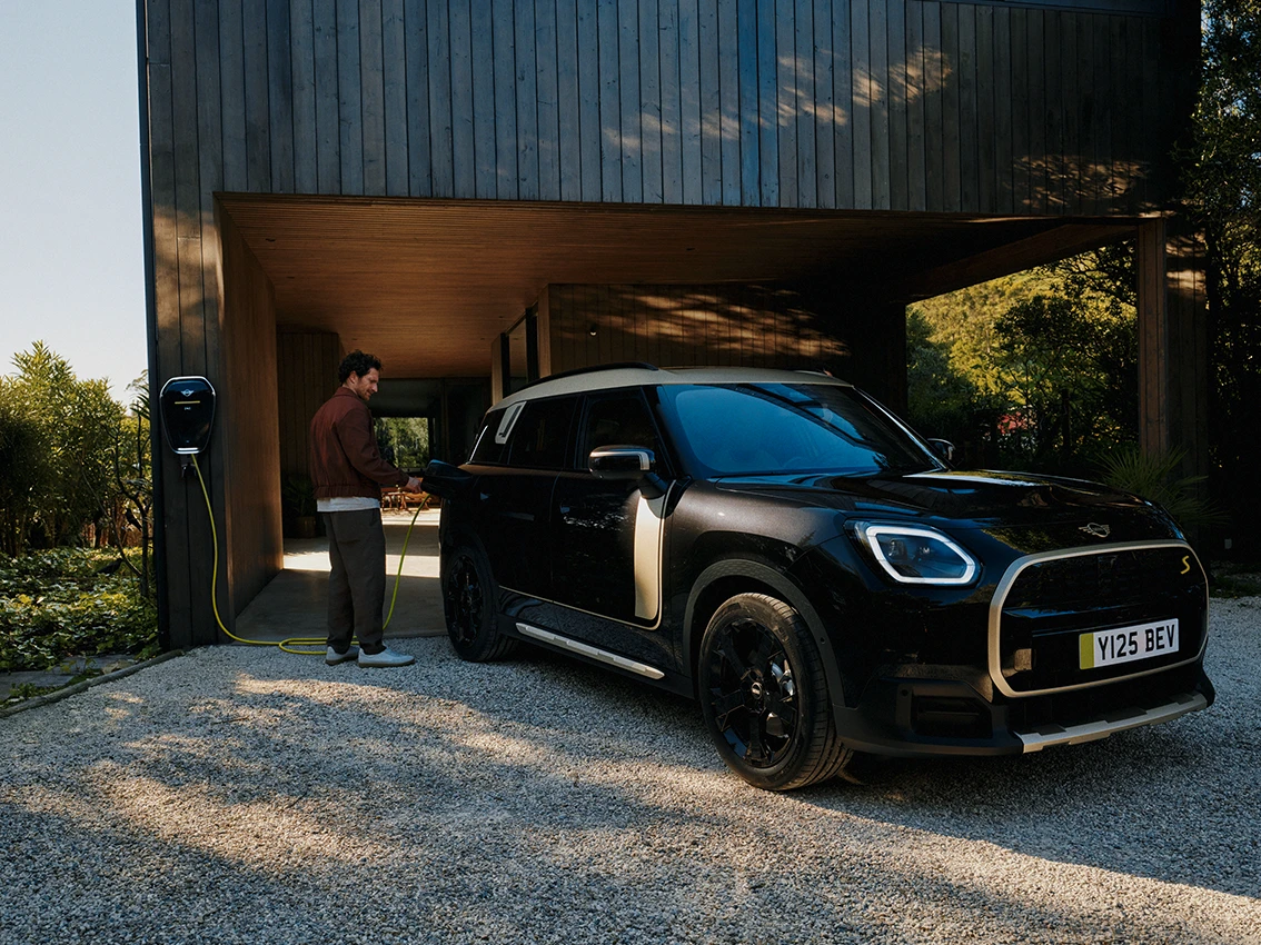 Αμιγώς ηλεκτρικό MINI Countryman - Βίντεο