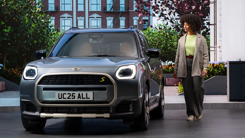 Αμιγώς ηλεκτρικό MINI Countryman - Ψηφιακός συνοδός