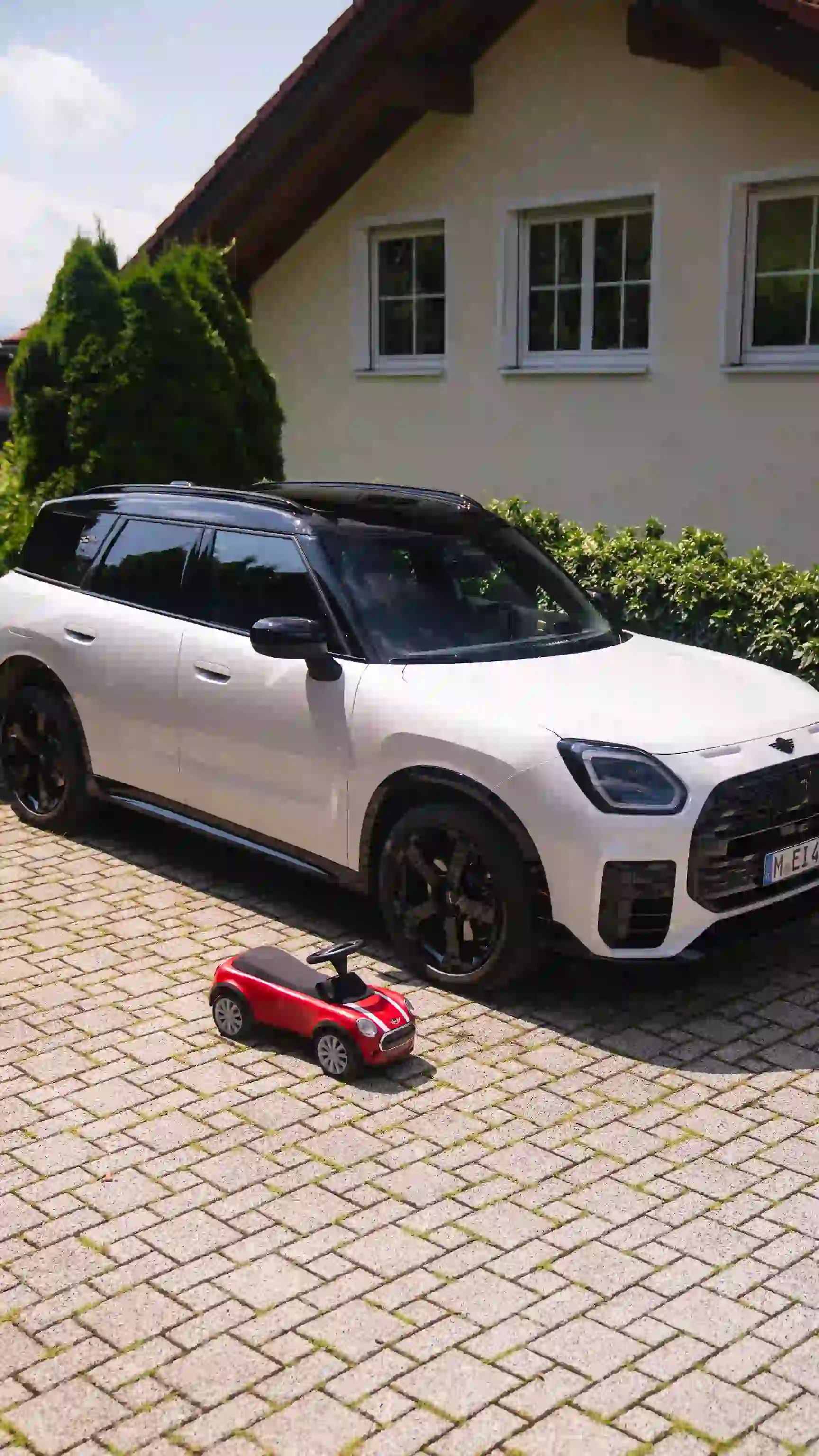 MINI Countryman - Μεγάλο αυτοκίνητο, μικρό αυτοκίνητο