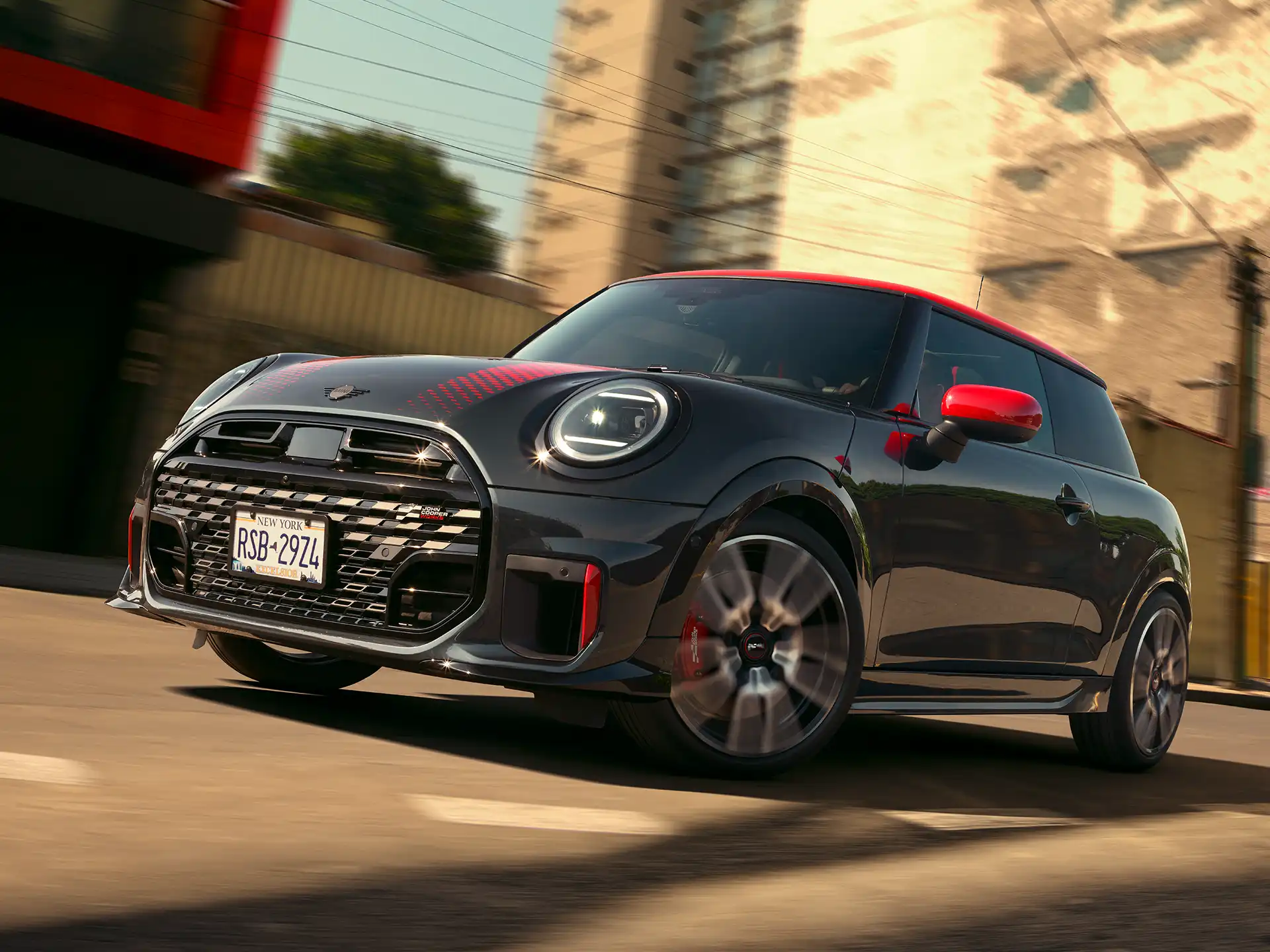 MINI John Cooper Works - F66 JCW πλαϊνή λήψη
