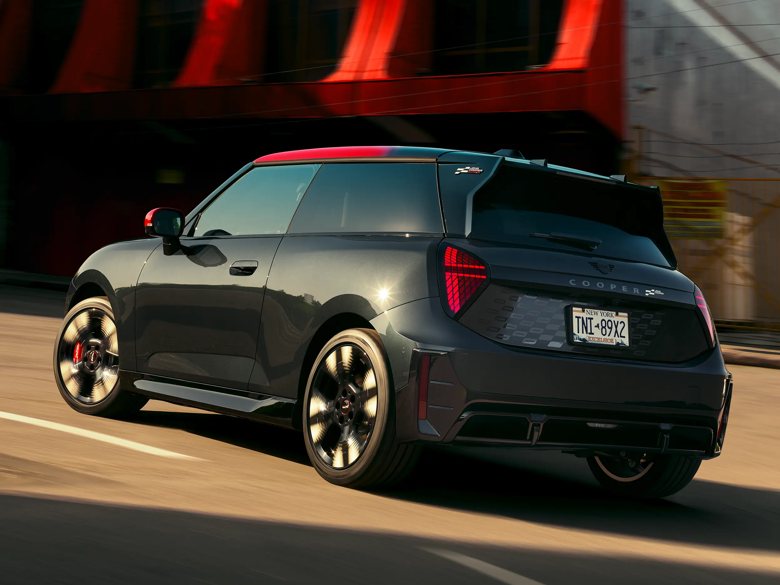 MINI John Cooper Works - J01 JCW μπροστινή λήψη