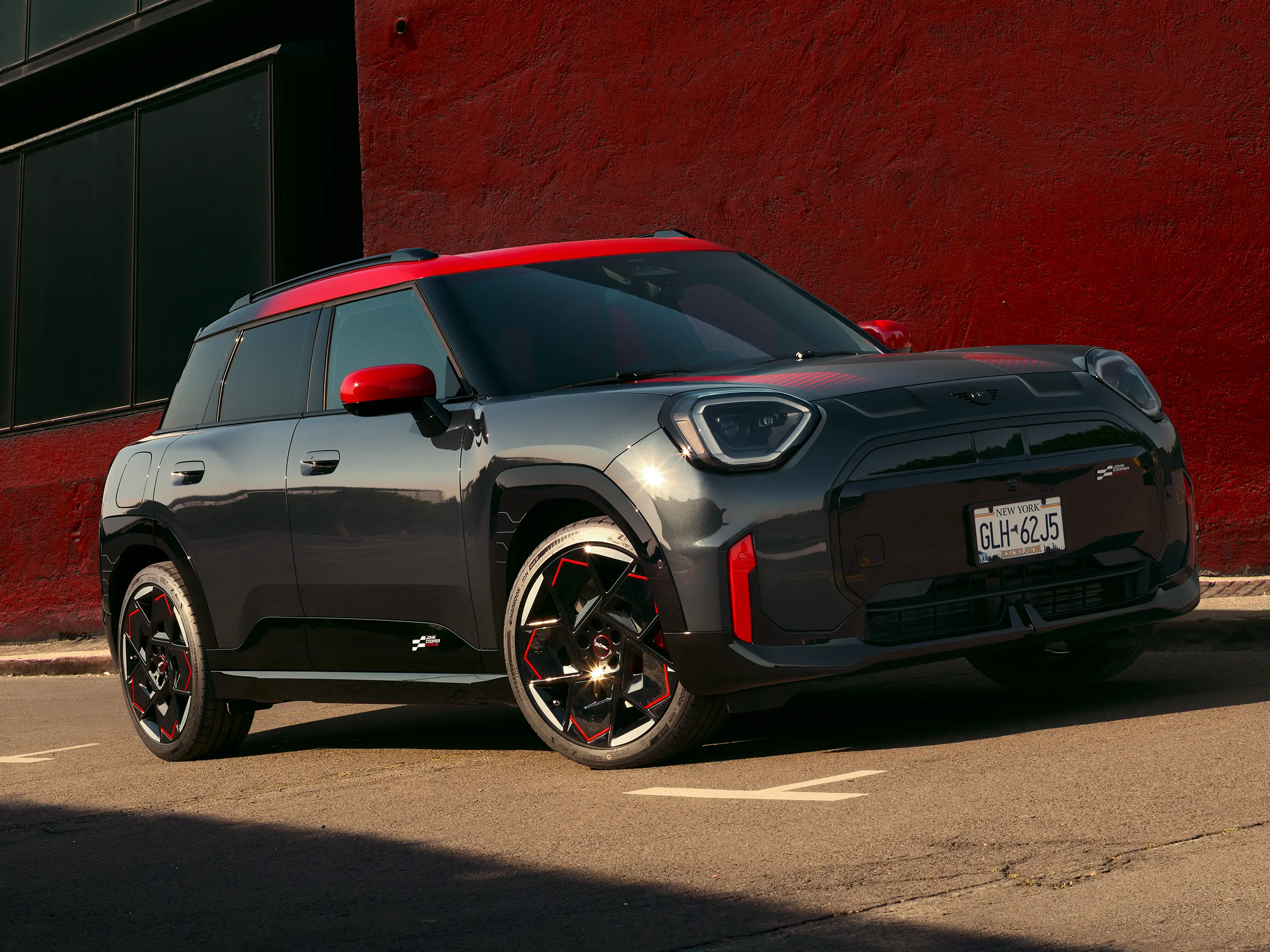 MINI John Cooper Works - J05 JCW πλαϊνή λήψη