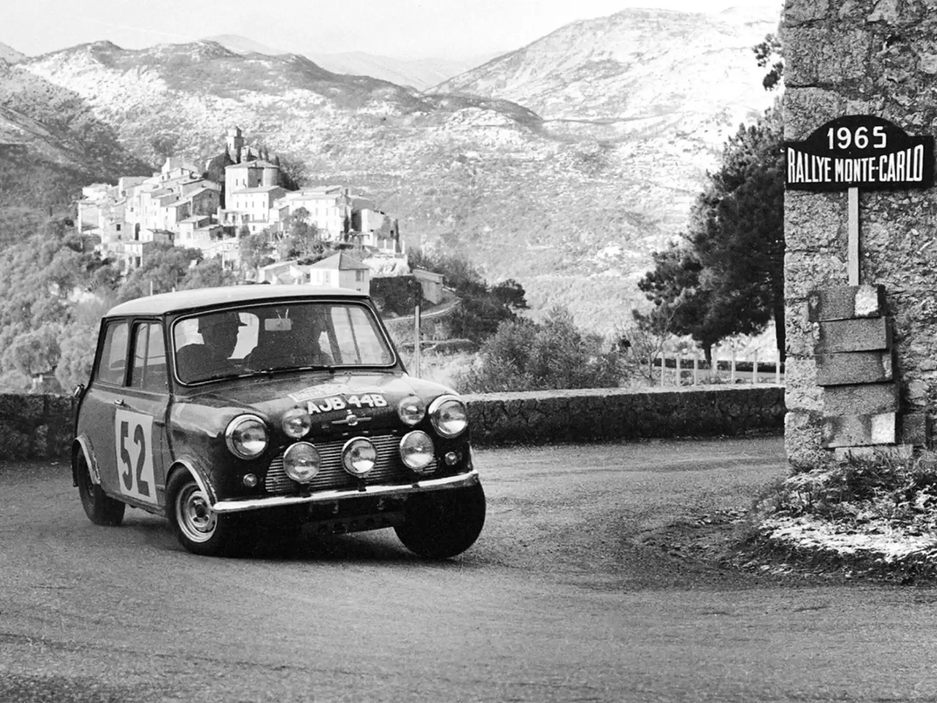 MINI John Cooper Works - MINI σε αγώνα