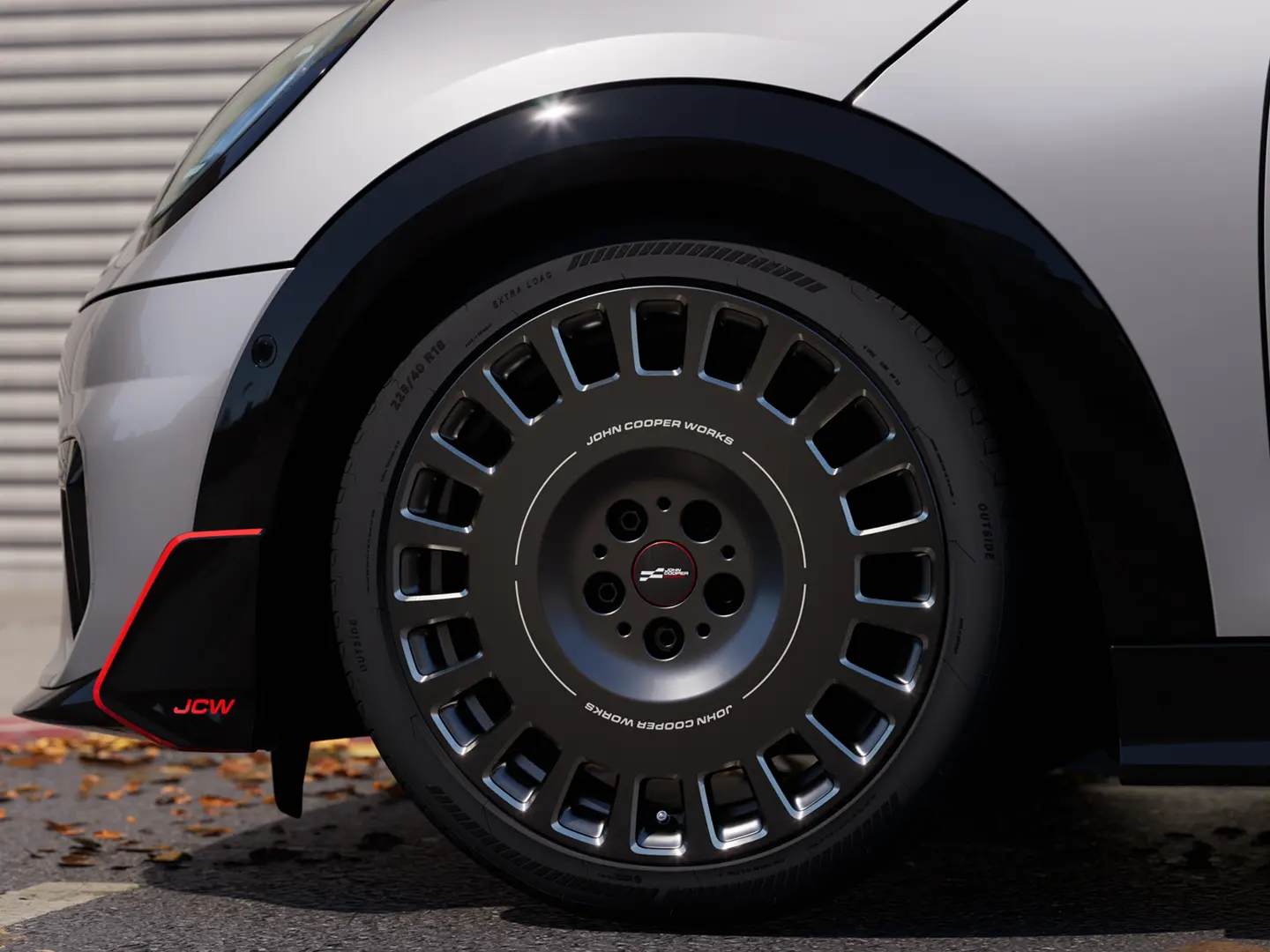 Ζάντες ελαφρού κράματος MINI John Cooper Works – με εγκεκριμένα ελαστικά με ένδειξη αστερίσκου. 