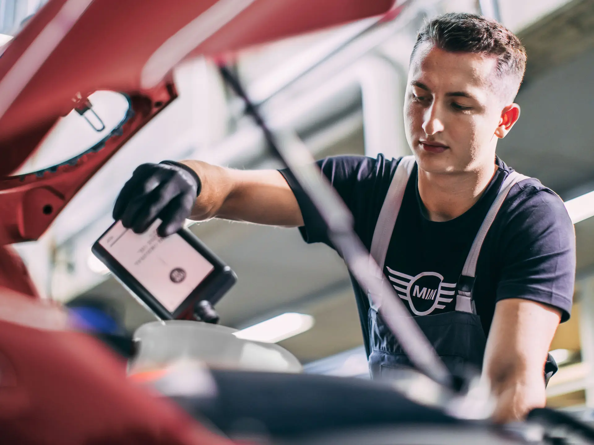 Συμπλήρωση λαδιών κινητήρα