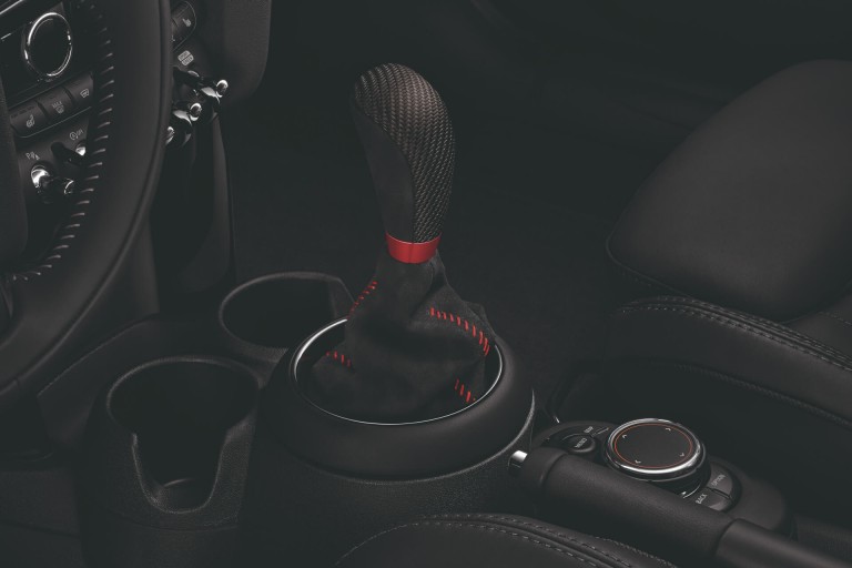 MINI John Cooper Works – επιλογέας ταχυτήτων – carbon alcantara 