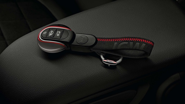 MINI John Cooper Works – κάλυμμα κλειδιού – κορδόνι λαιμού
