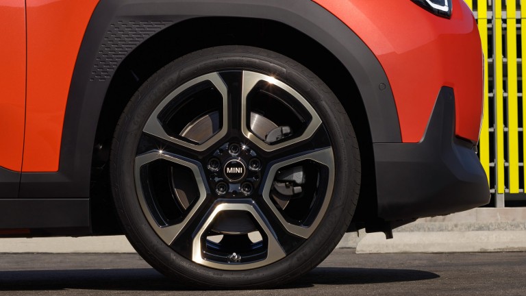 MINI - Tyrelabel - Aμιγώς ηλεκτρικό ΜΙΝΙ Αceman Rim