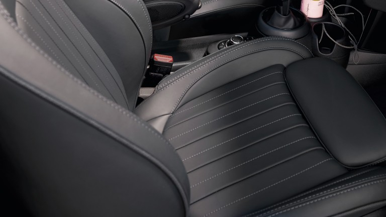 MINI Cabrio Sidewalk Edition – εσωτερικό – επενδύσεις καθισμάτων από δέρμα lounge