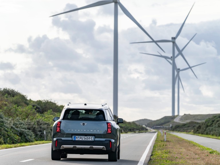 Ηλεκτρική κινητικότητα MINI - εξοικονόμηση - φορολογικά οφέλη