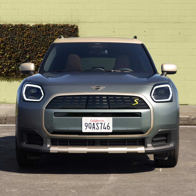 Αμιγώς ηλεκτρικό MINI Countryman – μωσαϊκό - εξωτερική σχεδίαση