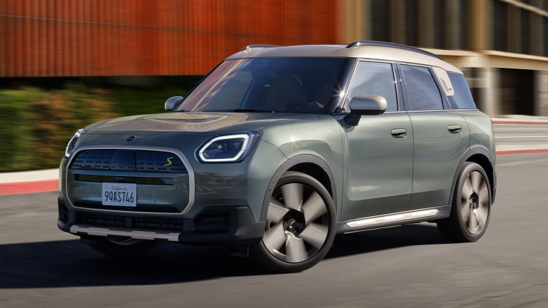 Αμιγώς ηλεκτρικό MINI Countryman – μωσαϊκό - οδηγική εμπειρία