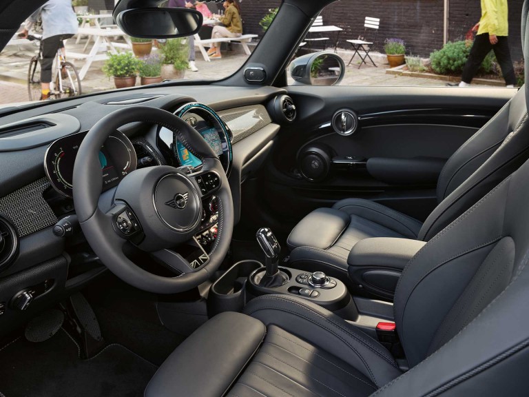 Τρίθυρο MINI – cockpit και τιμόνι – δέρμα nappa