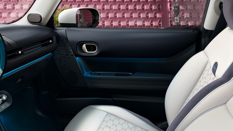 Τρίθυρο MINI Cooper - μωσαϊκό - εσωτερική σχεδίαση