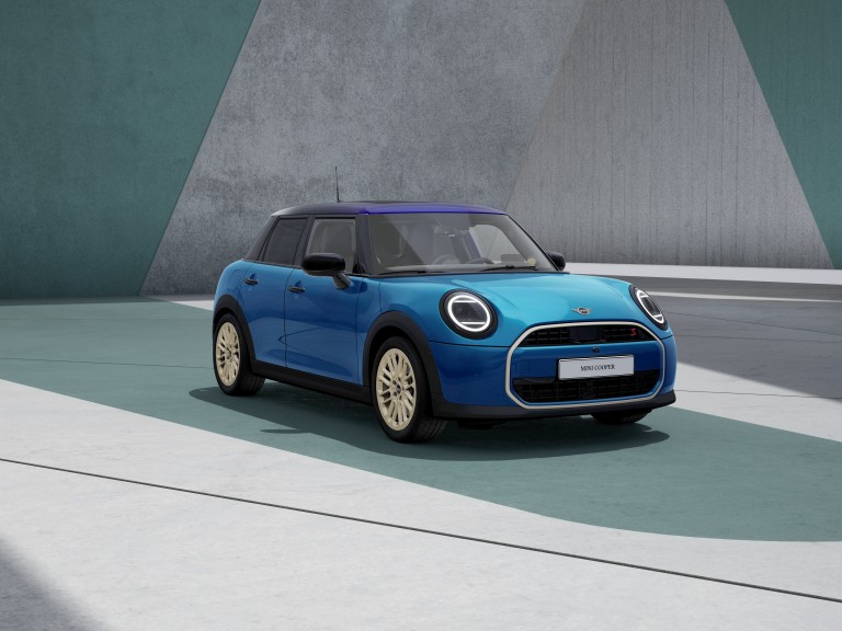 Πεντάθυρο MINI Cooper - εξατομίκευση – επιλεγμένες συλλογές στιλ