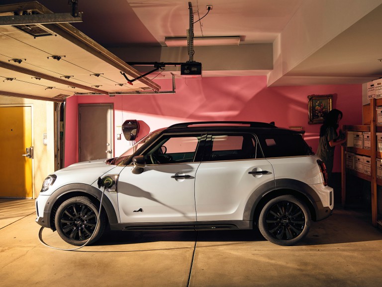 MINI Cooper Countryman SE – πάγκος πικνίκ – εκτεινόμενος πάγκος